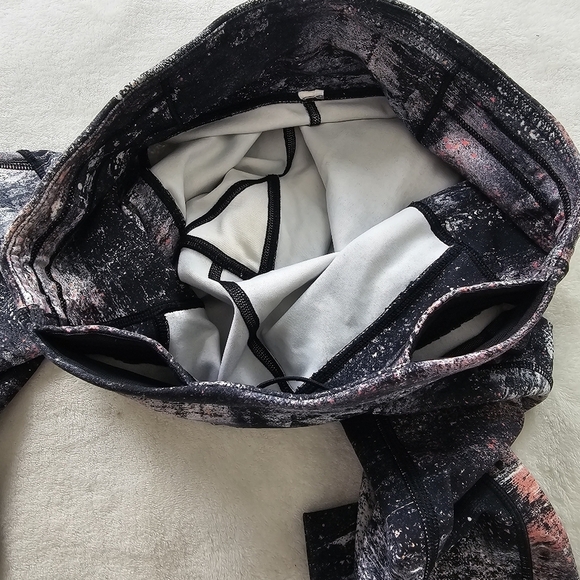 Lululemon Time to Sweat Speed Up Tight | Luxtreme Leggings Size 4 - Picture 6 of 11